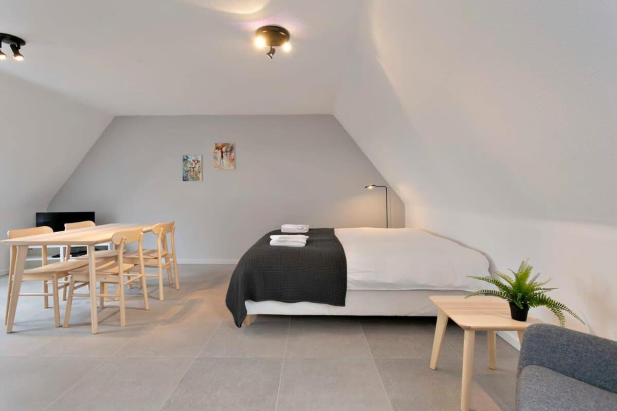 Huswell - Cozy And Roomy Studio With A Homely Feel Де Хаан Екстериор снимка