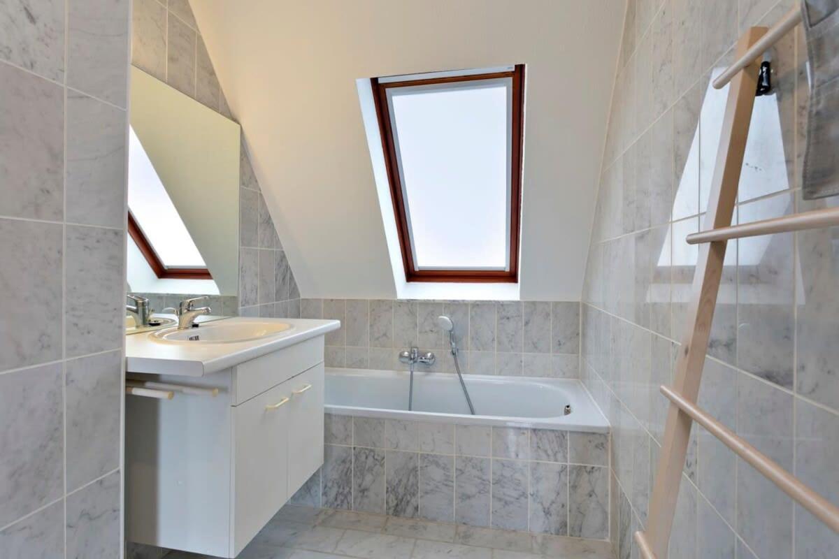 Huswell - Cozy And Roomy Studio With A Homely Feel Де Хаан Екстериор снимка